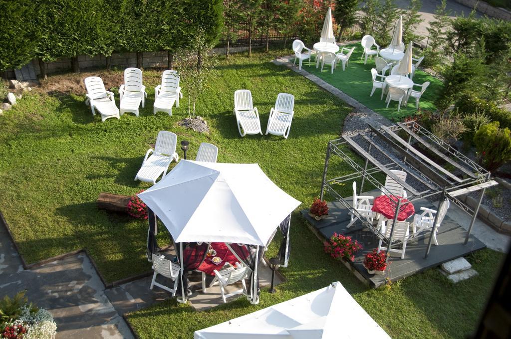 Hotel Michela Male Exterior photo
